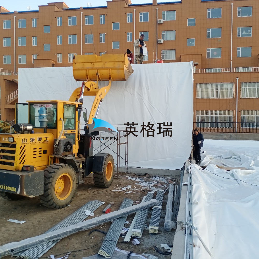 你知道建造一座合格的氣膜建筑，需要經歷哪些施工步驟嗎？英格瑞氣膜帶你了解氣膜建筑的施工流程！